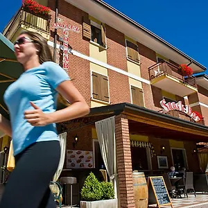 hotel-costabella-san-zeno-di-montagna.hotelinveneto.com/